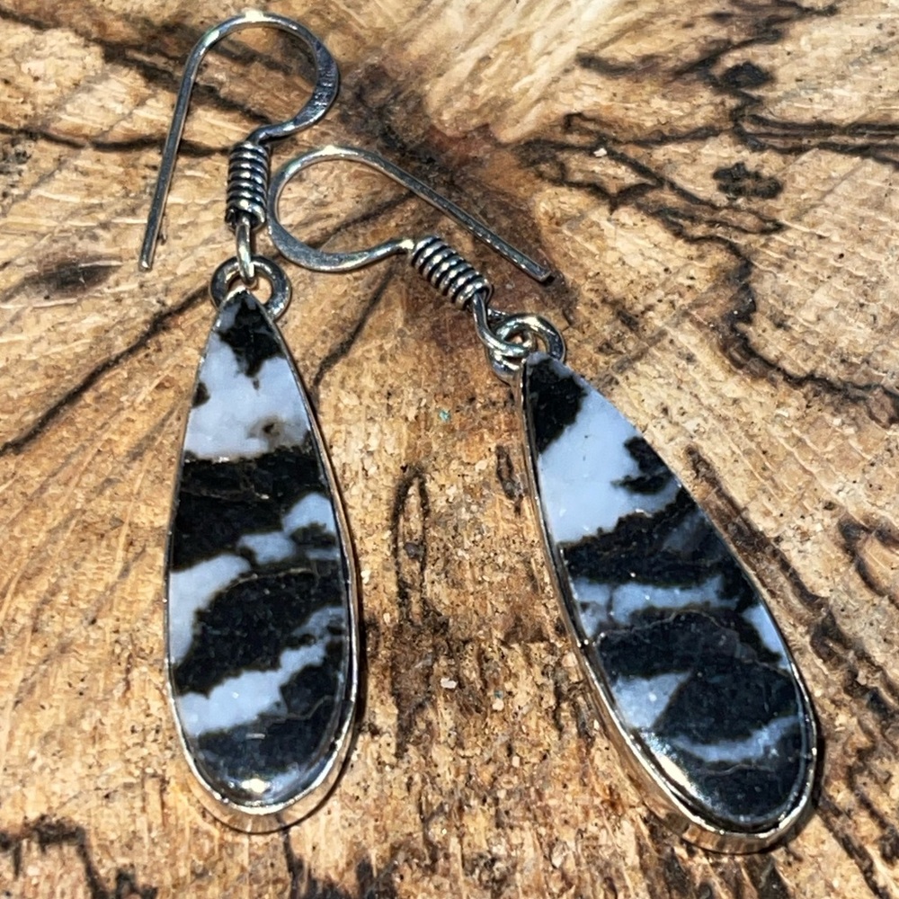 White Buffalo Turquoise Earrings 1 7/8” - Picture 12 of 14